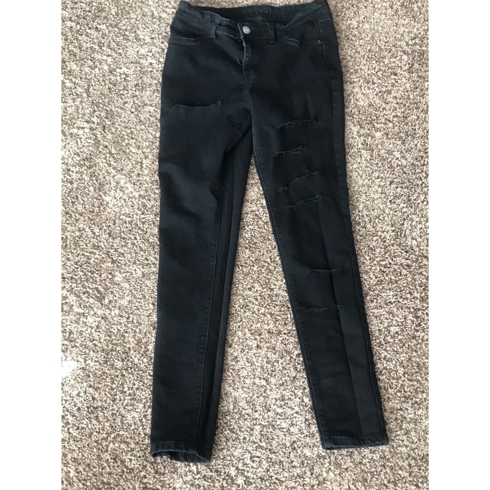 🌟Rue 21  Ripped jeans